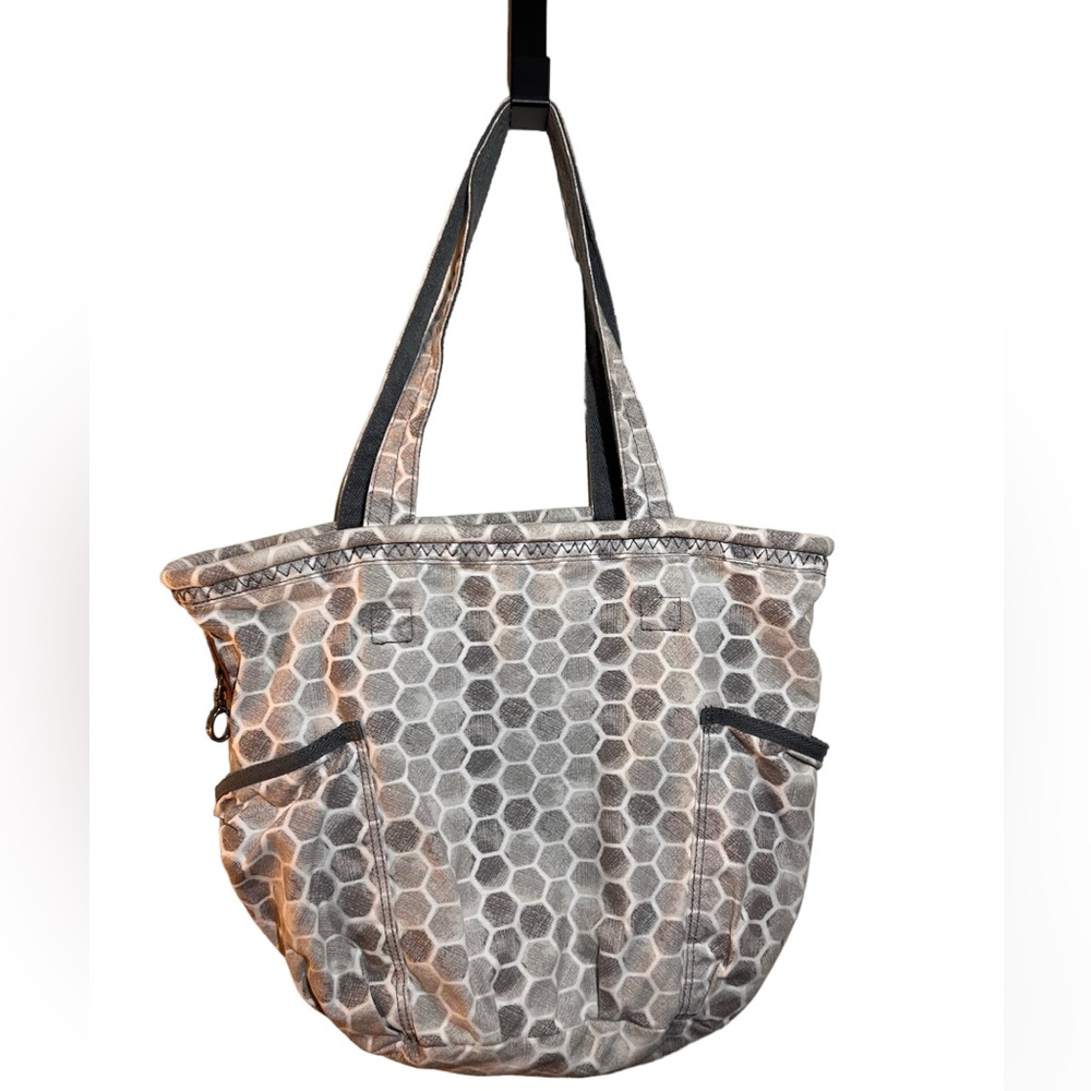 Thirty-One Retro Metro tote shoulder bag Steppingstone